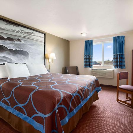 Отель Super 8 By Wyndham Bellingham Airport/Ферндейл Экстерьер фото