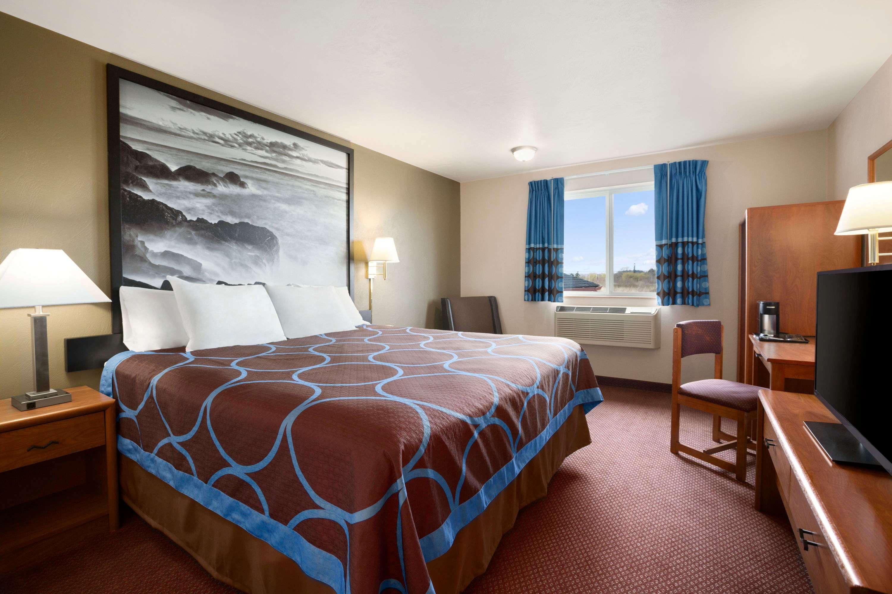 Отель Super 8 By Wyndham Bellingham Airport/Ферндейл Экстерьер фото